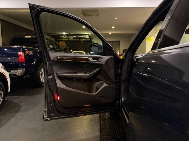2010 Audi Q5 3.2 quattro Premium Plus