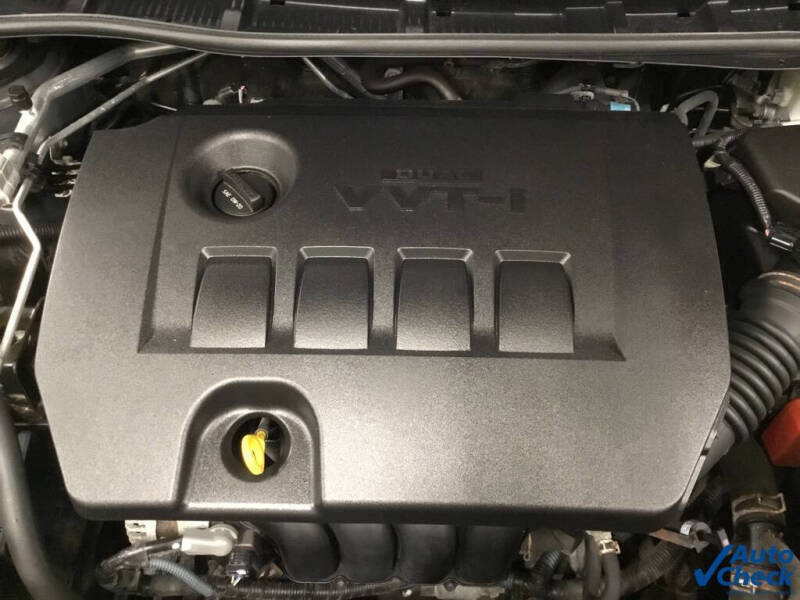 2011 Toyota Corolla LE