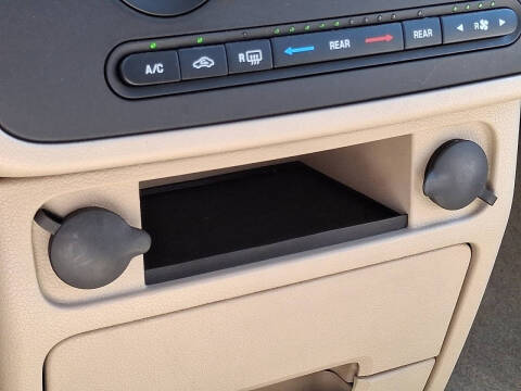 2004 Ford Freestar SEL