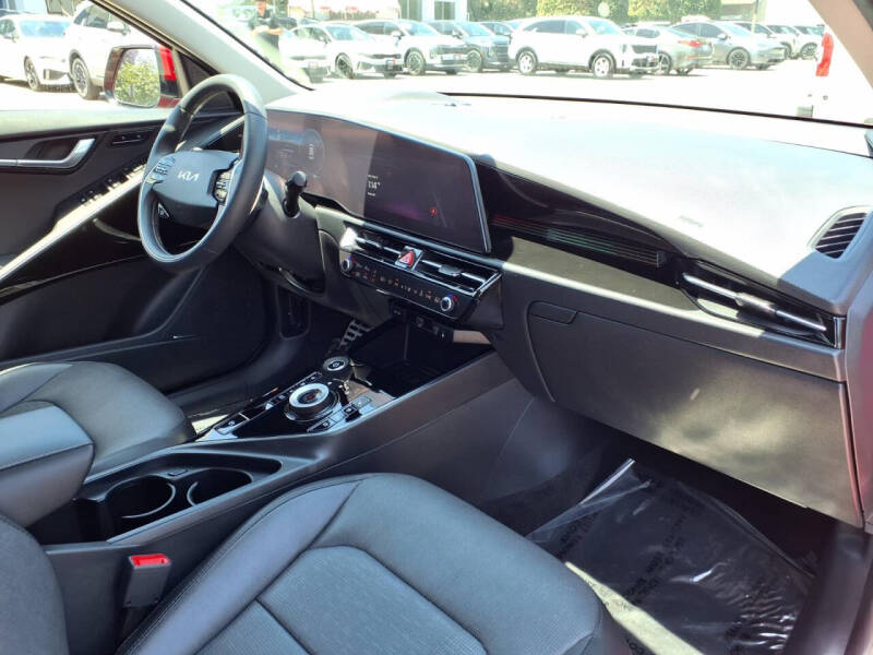 2024 Kia Niro EV Wave