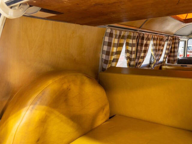 1967 Volkswagen Westfalia Camper