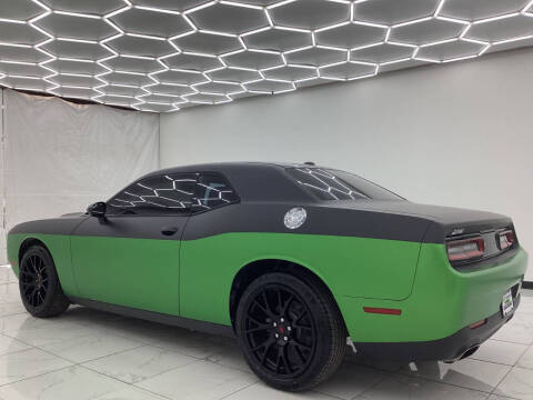 2017 Dodge Challenger SXT