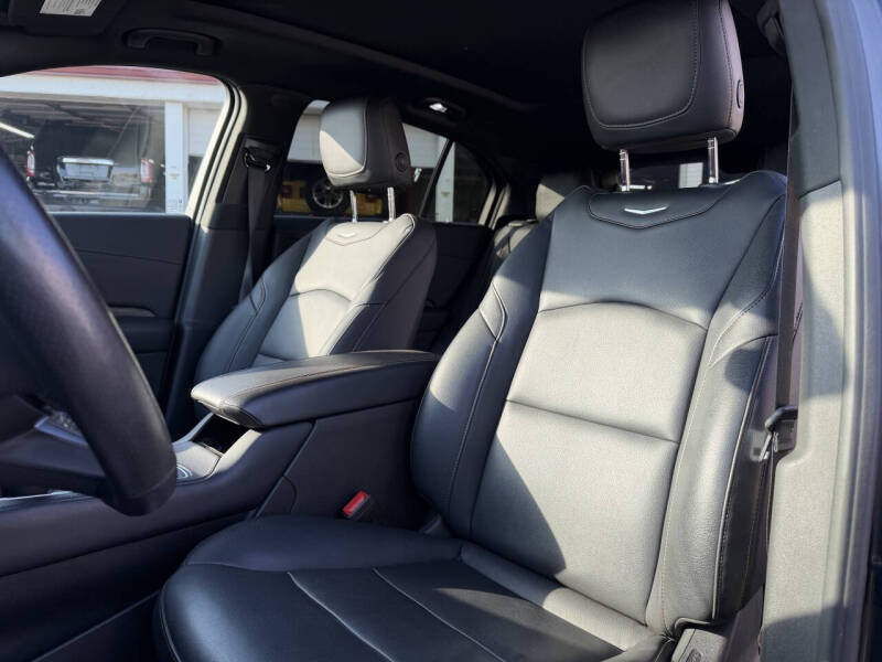 2022 Cadillac XT4 Sport