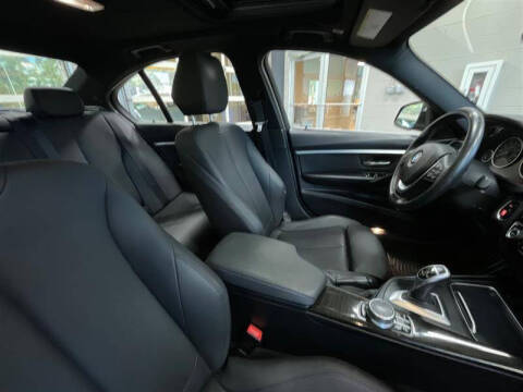 2018 BMW 3 Series 330i