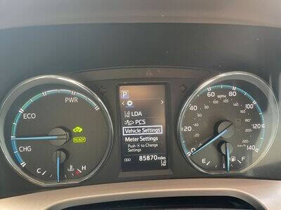 2017 Toyota RAV4 Hybrid LE Plus