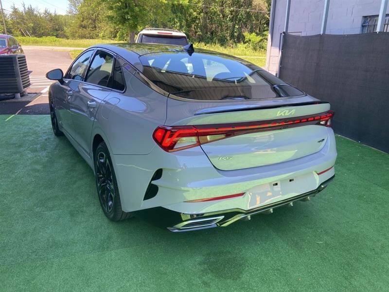 2022 Kia K5