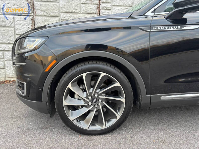 2019 Lincoln Nautilus Reserve