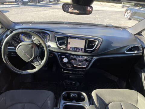 2020 Chrysler Pacifica Touring