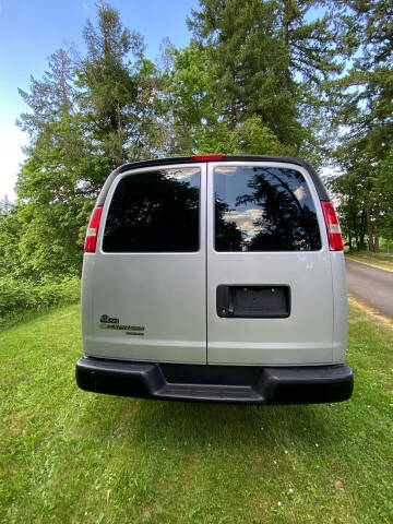 2016 Chevrolet Express 2500