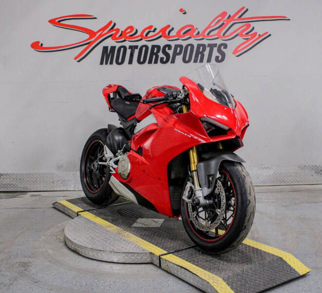 2018 Ducati Panigale V4 S