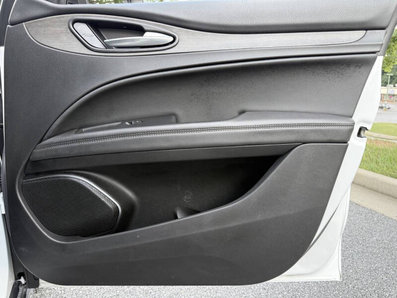 2022 Alfa Romeo Stelvio Ti