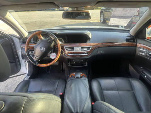 2009 Mercedes-Benz S-Class S 550 4MATIC