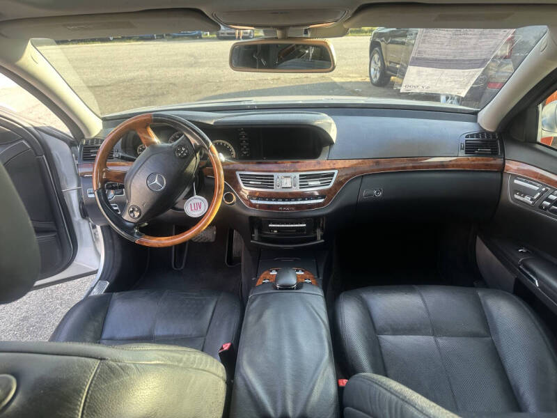 2009 Mercedes-Benz S-Class S 550 4MATIC