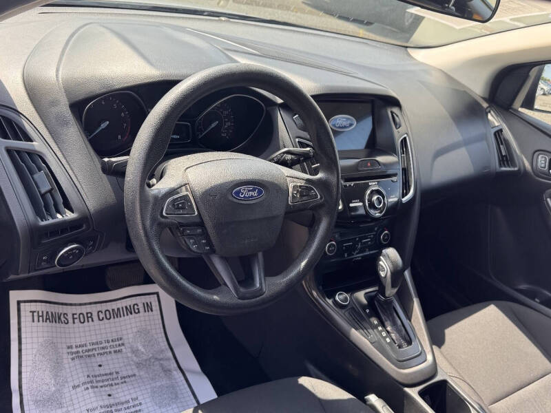 2017 Ford Focus SEL
