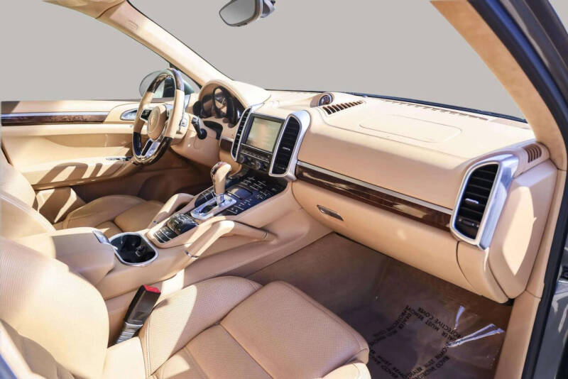 2016 Porsche Cayenne