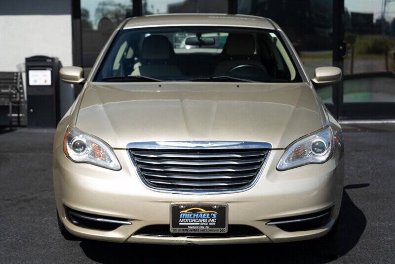 2011 Chrysler 200 Touring