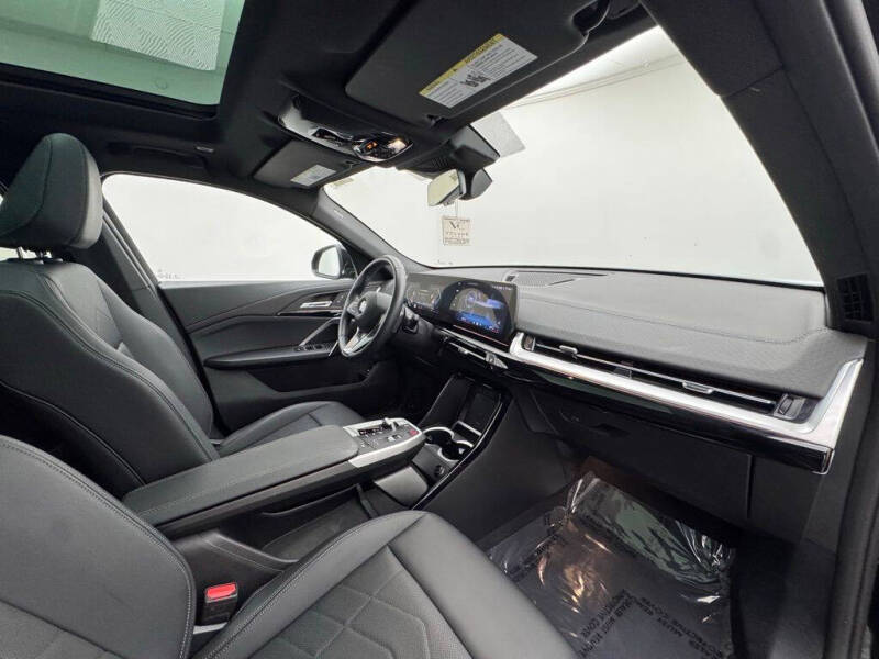 2025 BMW X2 xDrive28i