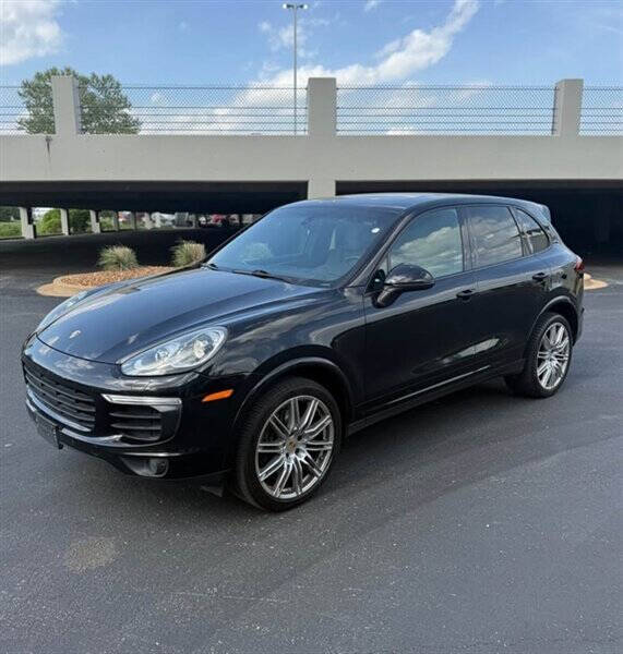 2017 Porsche Cayenne Platinum Edition
