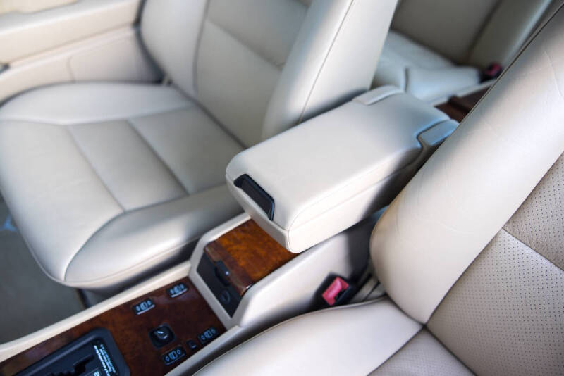 1994 Mercedes-Benz E-Class E 320
