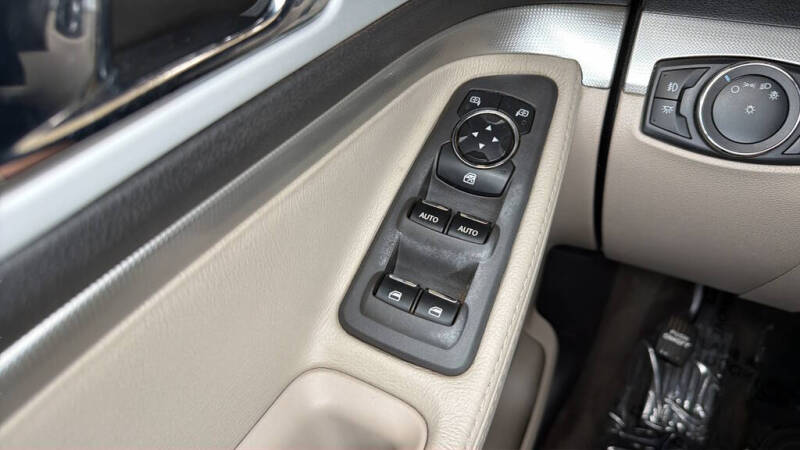 2011 Ford Explorer XLT