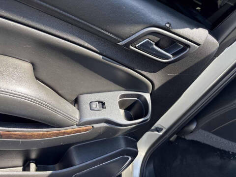 2017 Chevrolet Suburban LT