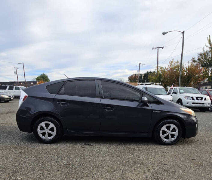 2013 Toyota Prius Four