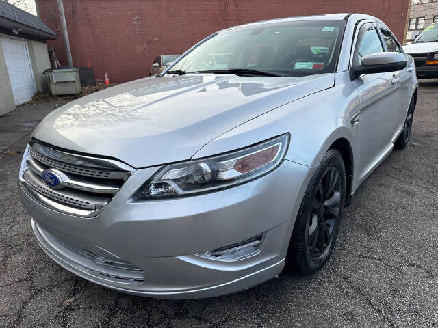 2011 Ford Taurus for sale at Kelly Auto Group in Cleveland, OH