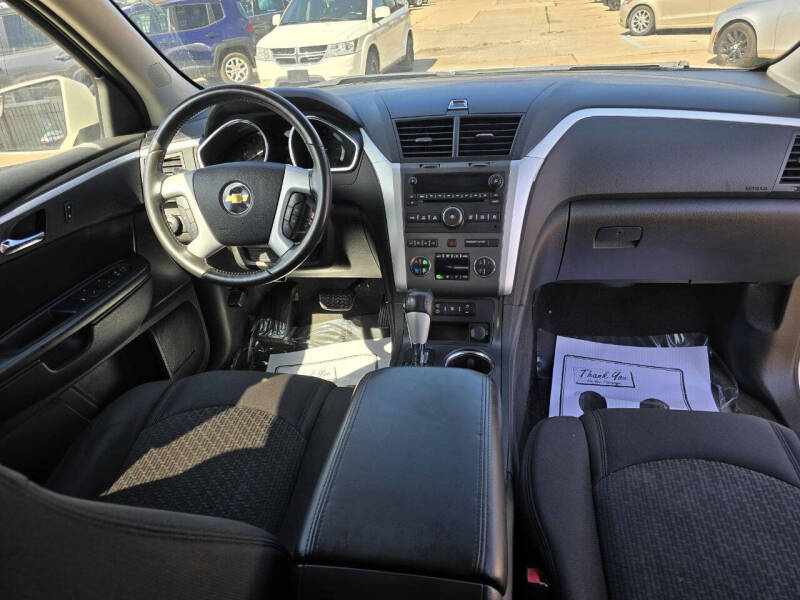 2011 Chevrolet Traverse LT