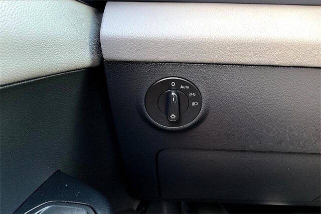 2022 Volkswagen Taos SE 4Motion