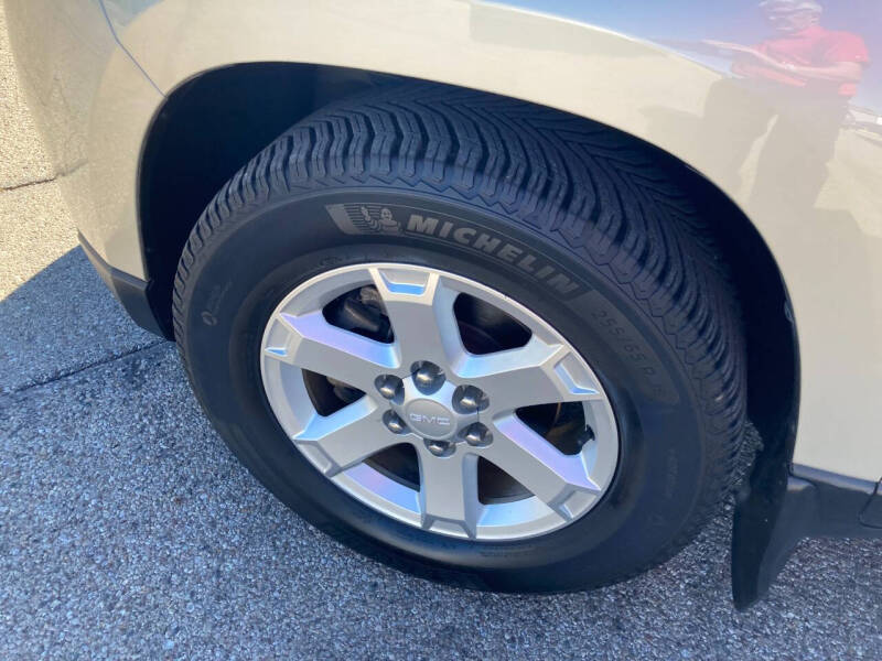 2016 GMC Acadia SLE-1