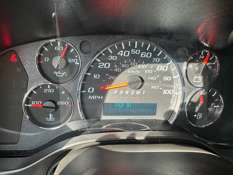 2024 Chevrolet Express 2500