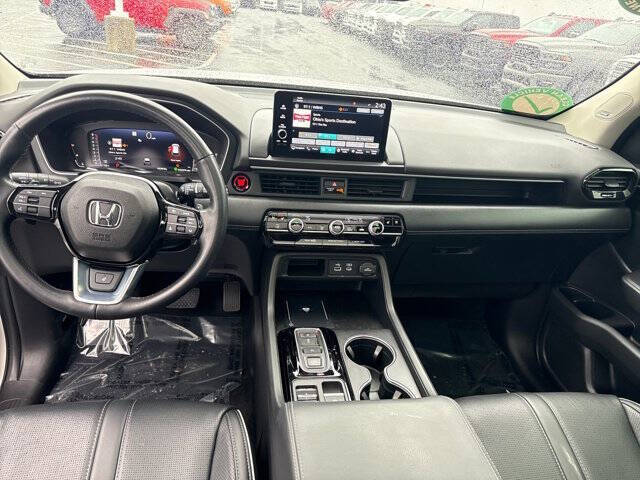 2023 Honda Pilot Elite