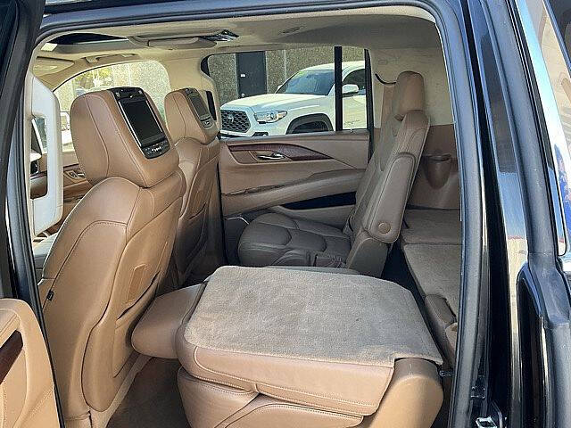 2016 Cadillac Escalade ESV Platinum