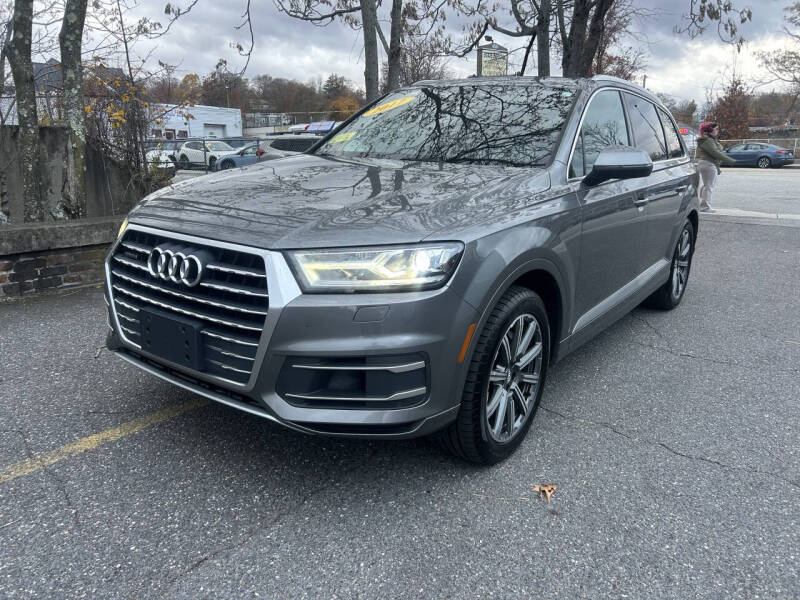 2017 Audi Q7 Premium Plus's photo
