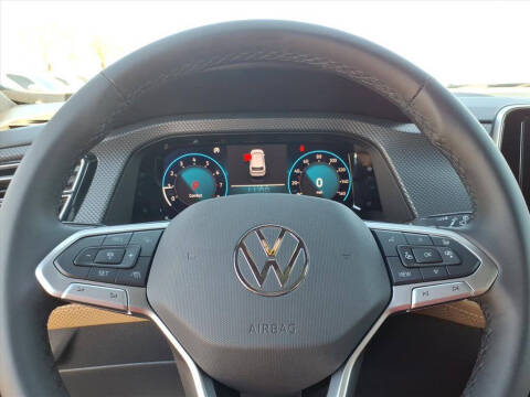 2026 Volkswagen Atlas Cross Sport SEL R-Line Black 4Motion