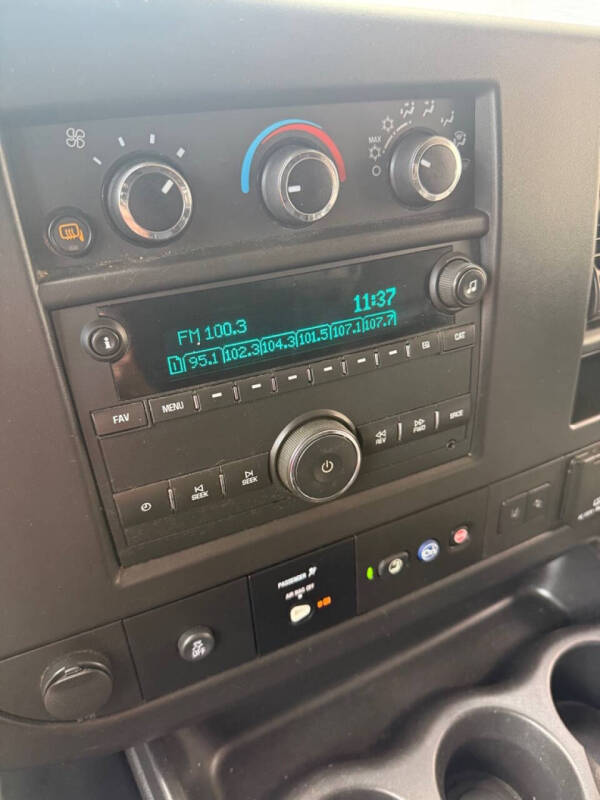 2021 Chevrolet Express 2500