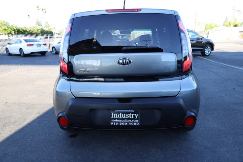 2015 Kia Soul +