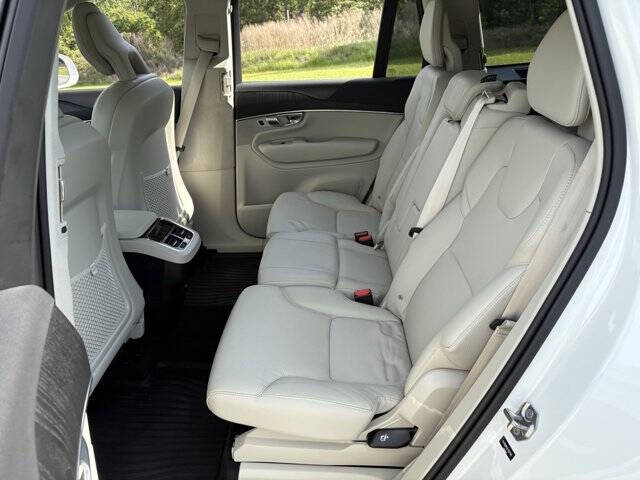 2020 Volvo XC90 T5 Momentum