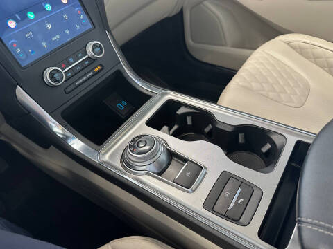 2024 Ford Edge Titanium