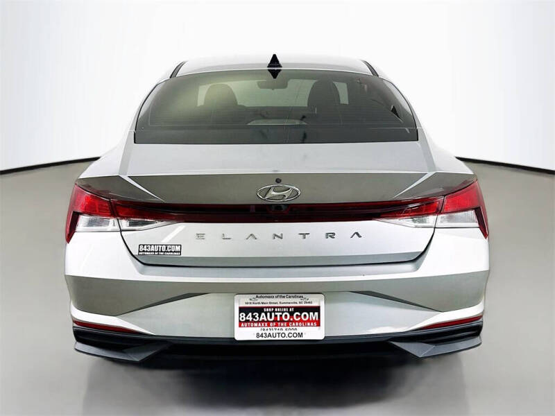 2022 Hyundai Elantra