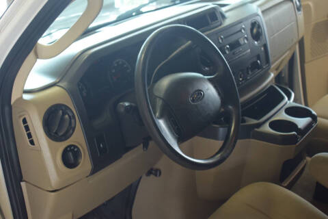 2014 Ford E-Series E-350 SD XLT