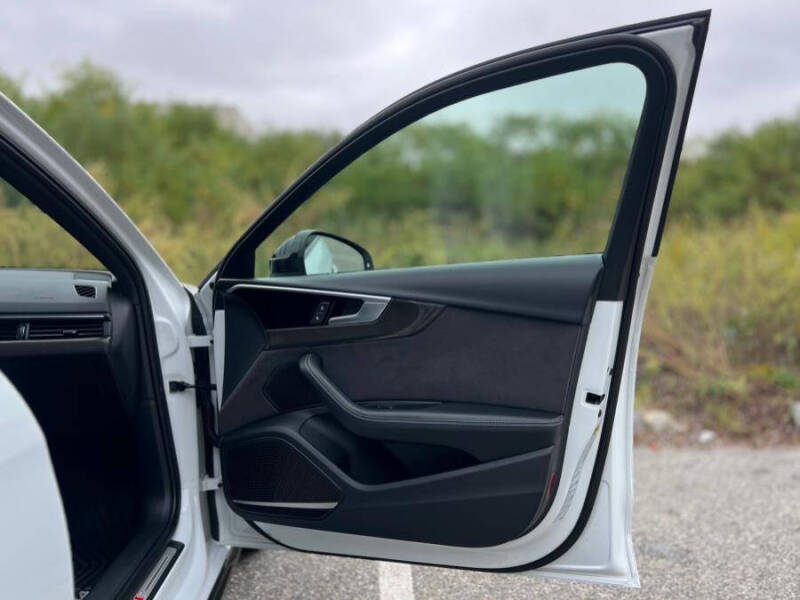 2023 Audi S4 3.0T quattro Premium Plus