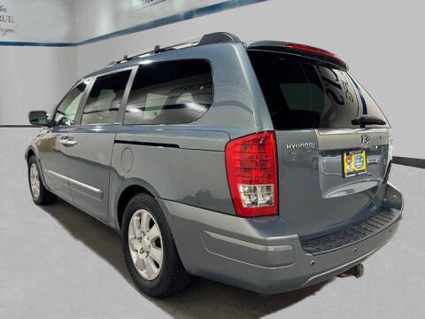 2007 Hyundai Entourage SE