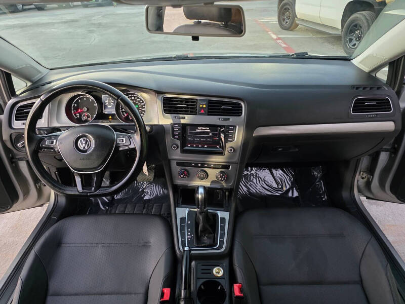 2015 Volkswagen Golf TSI S