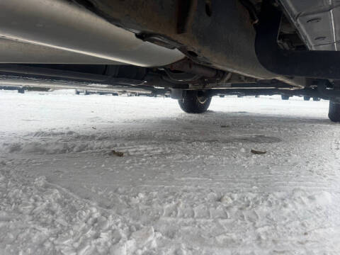 2012 Nissan Titan SV