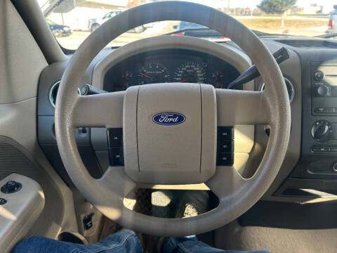 2005 Ford F-150 XLT