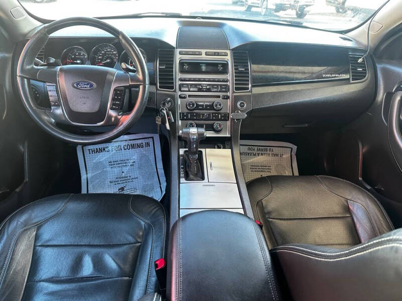 2010 Ford Taurus Limited