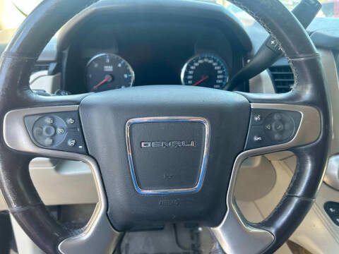 2017 GMC Yukon XL Denali