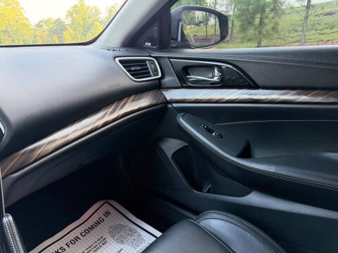 2017 Nissan Maxima Platinum