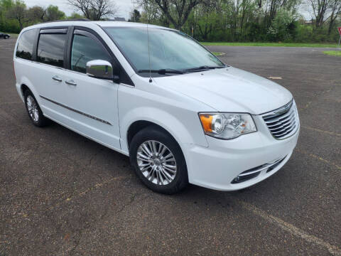 2015 Chrysler Town and Country for sale at A & T Trucks Inc in Philadelphia PA